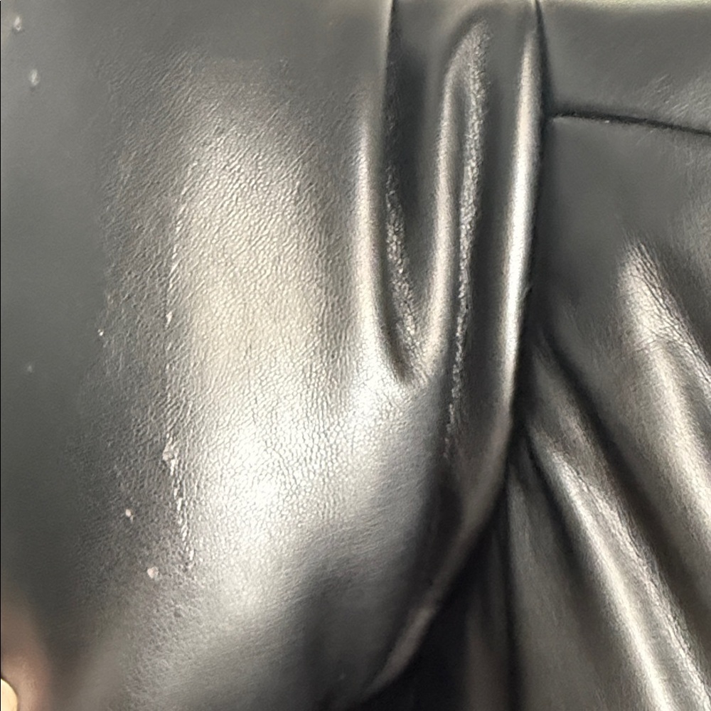 INC Chic Minimalist Vegan Leather Puffer Jacket Size Large - Picture 2 of 6